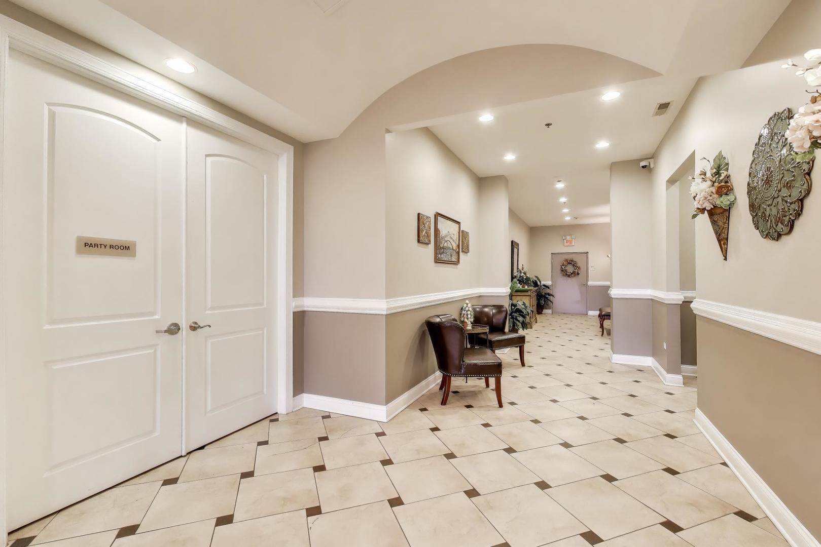 1200 N Foxdale Drive Unit: 100