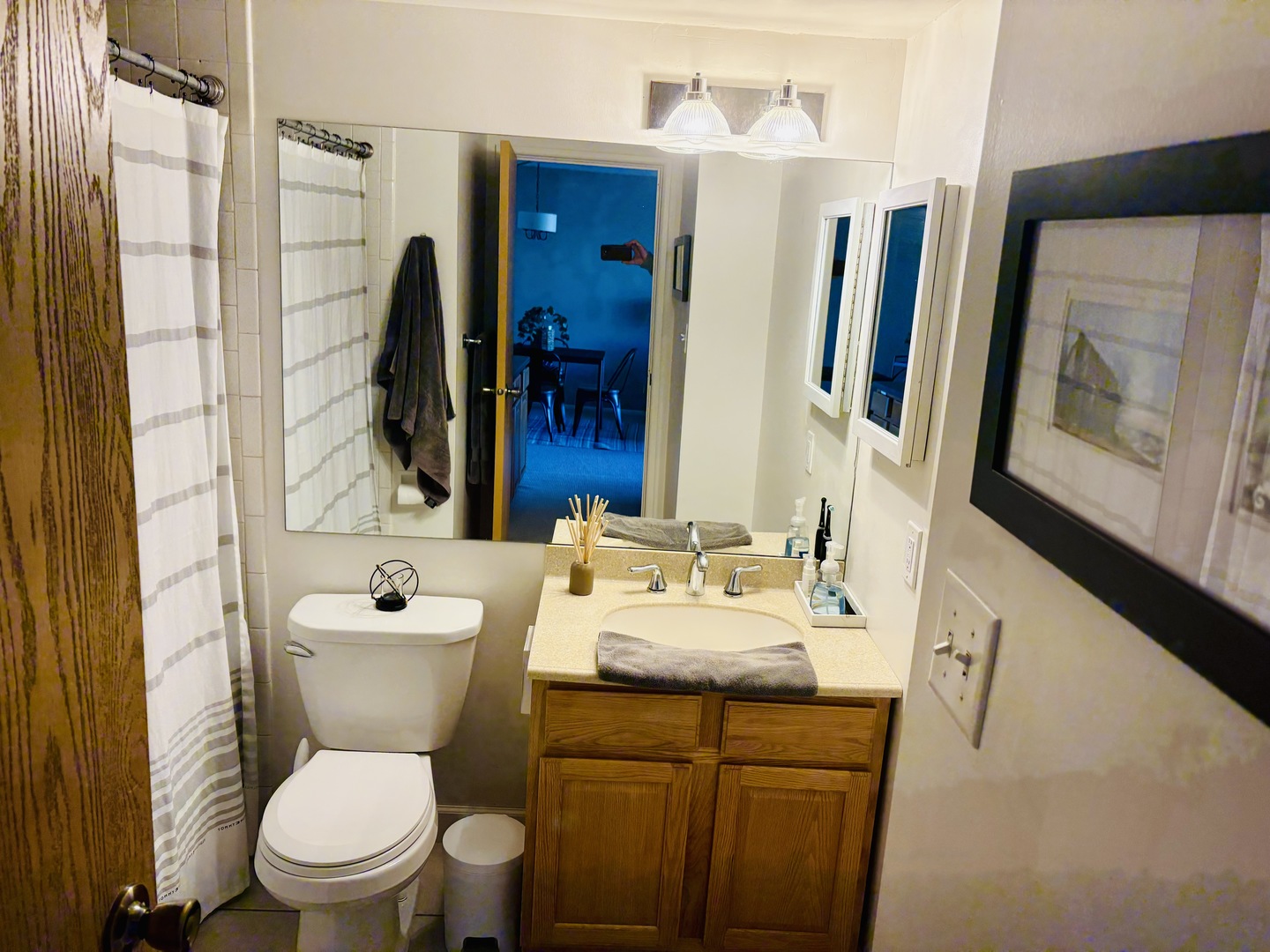 5125 Blodgett Avenue Unit: 213