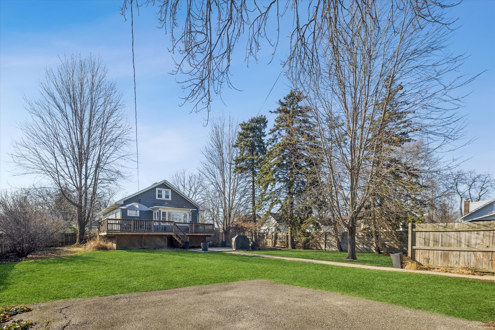 293 N Illinois Street