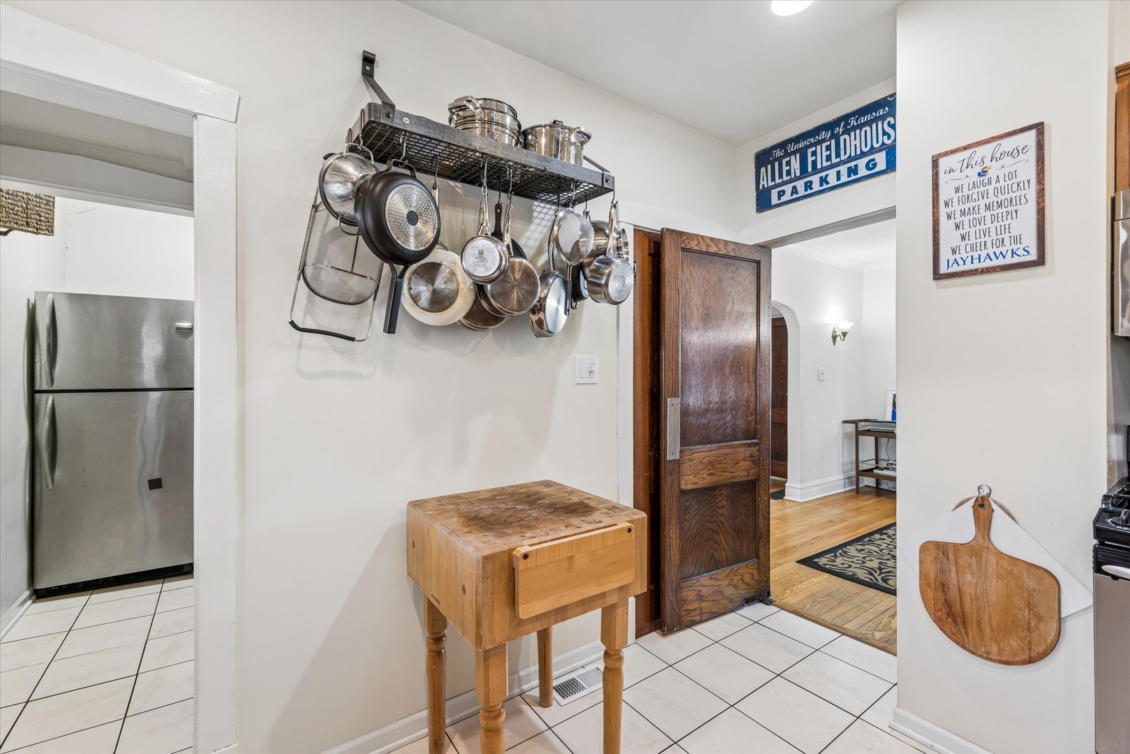 293 N Illinois Street