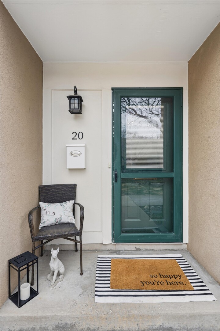 20 Oak Tree Court Unit: 20