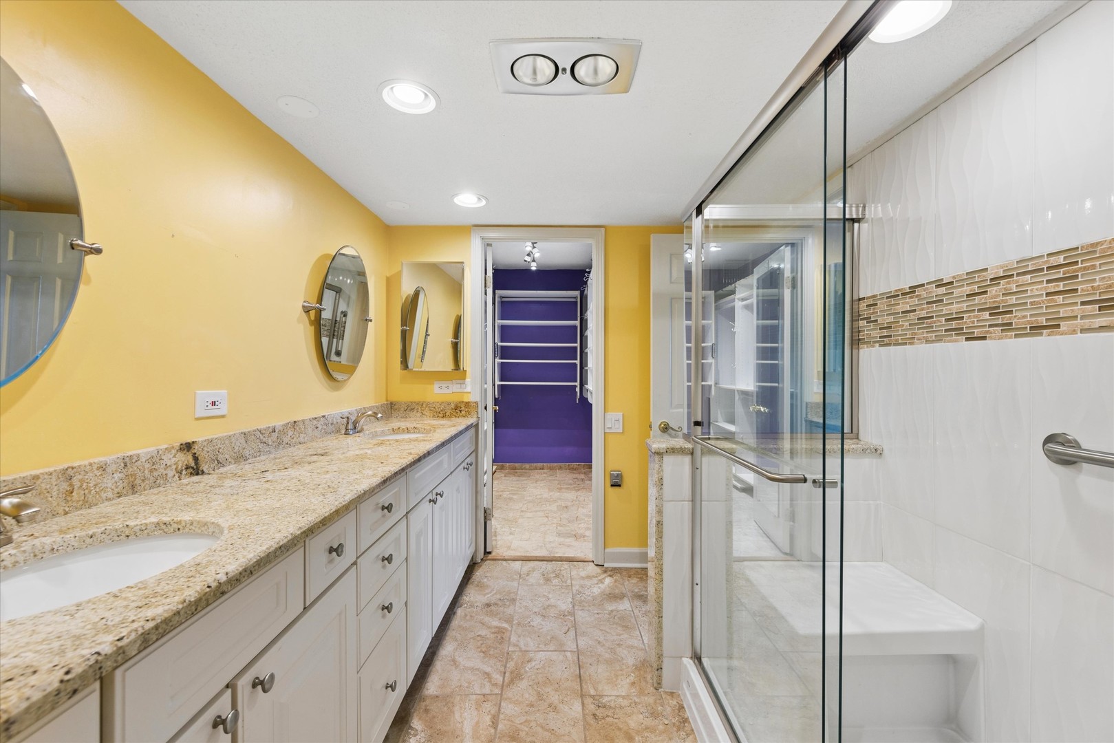 2 S ATRIUM Way Unit: 603