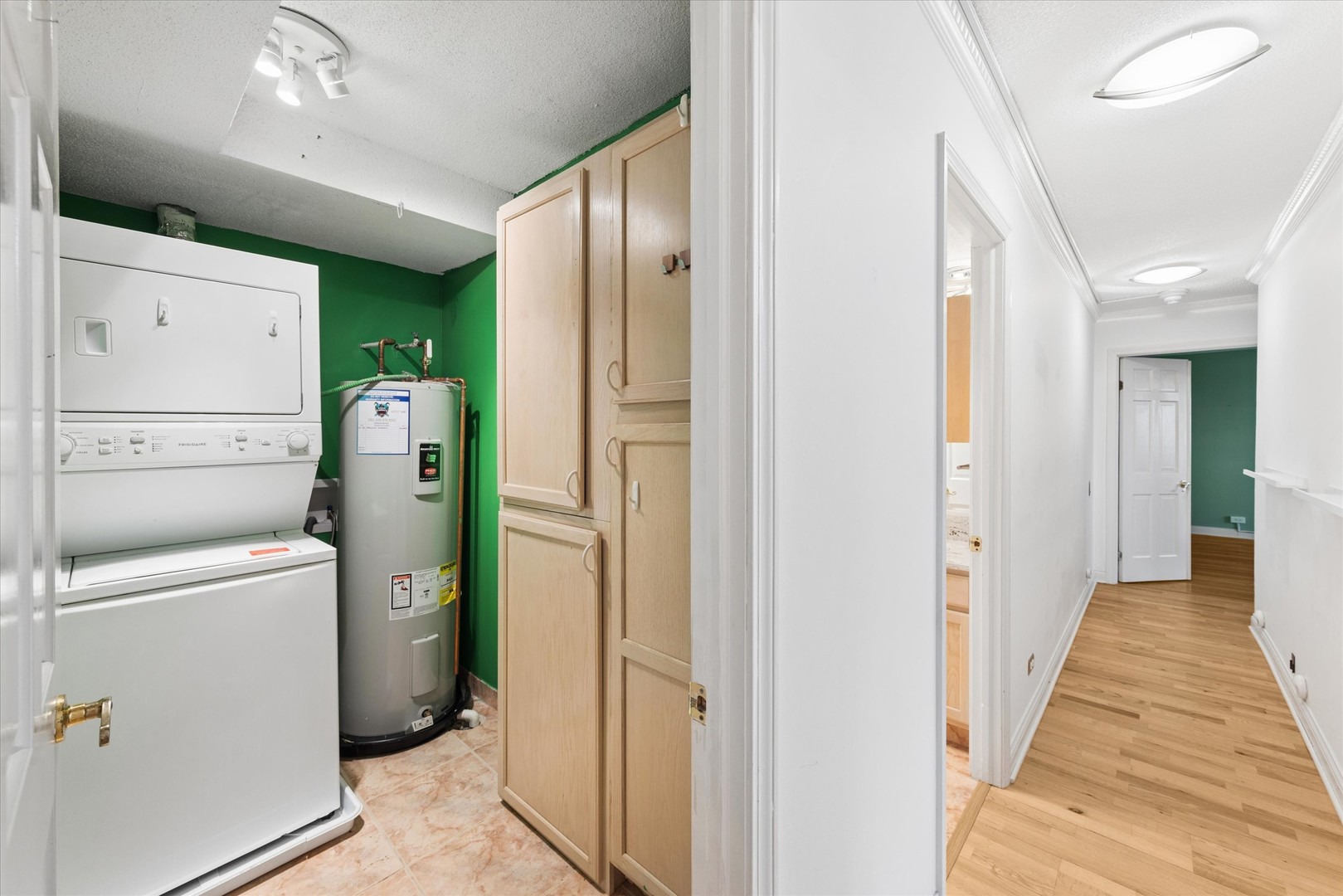 2 S ATRIUM Way Unit: 603