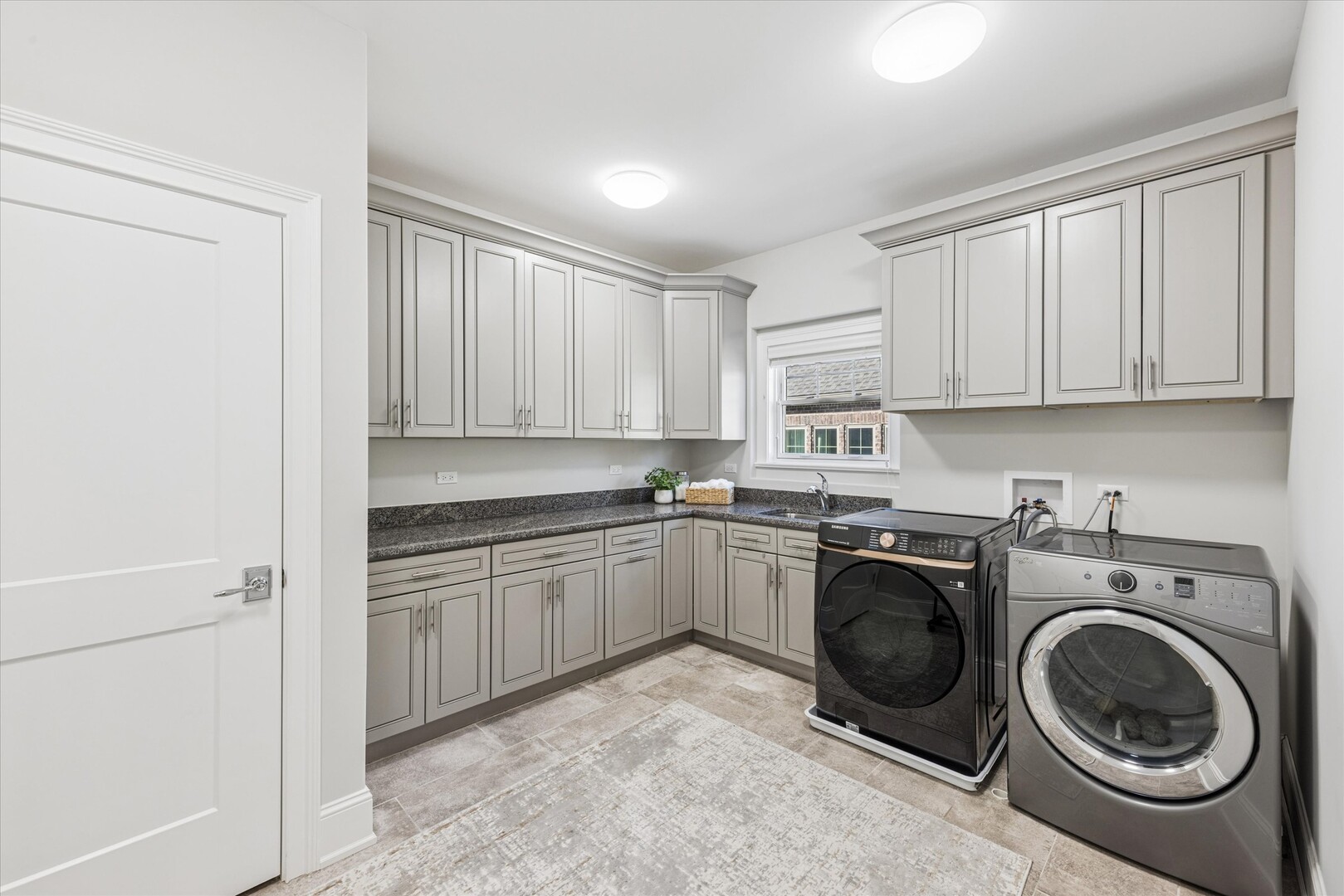 502 S Fairview Avenue