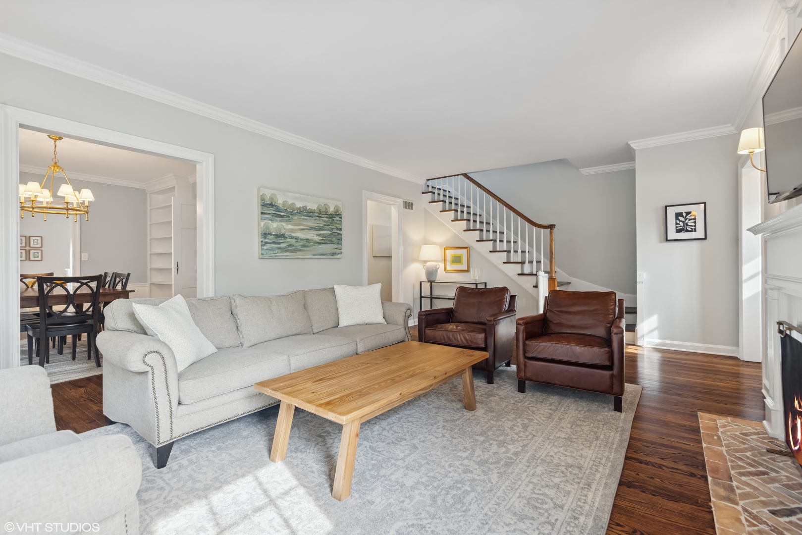 324 S Poplar Avenue E