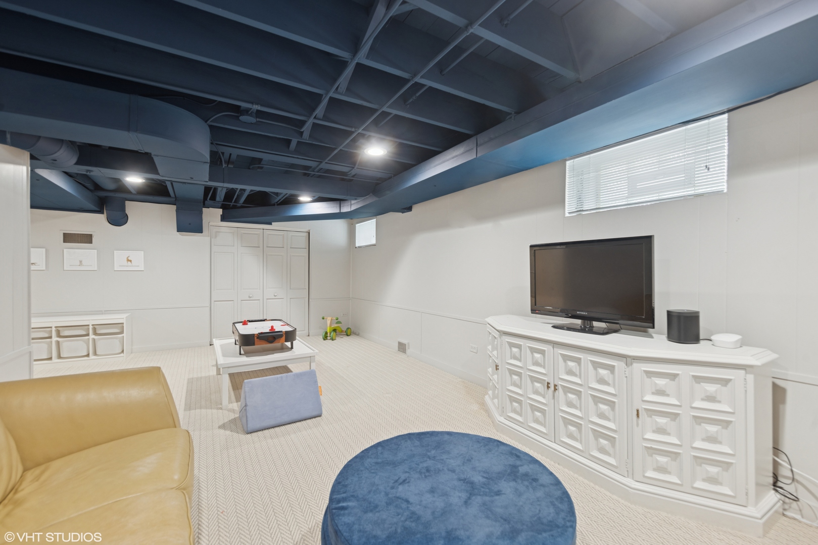 324 S Poplar Avenue E