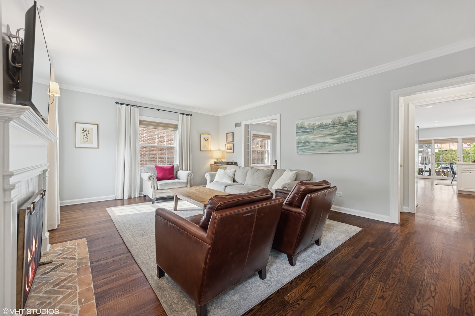 324 S Poplar Avenue E