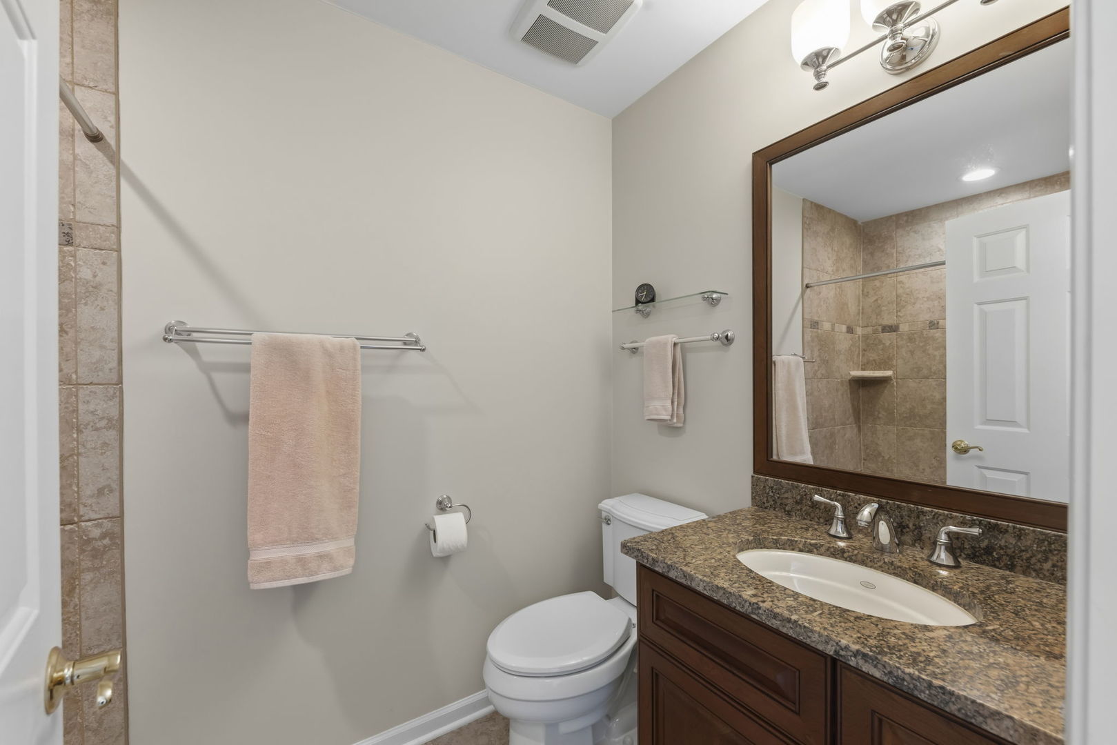 216 N Addison Avenue