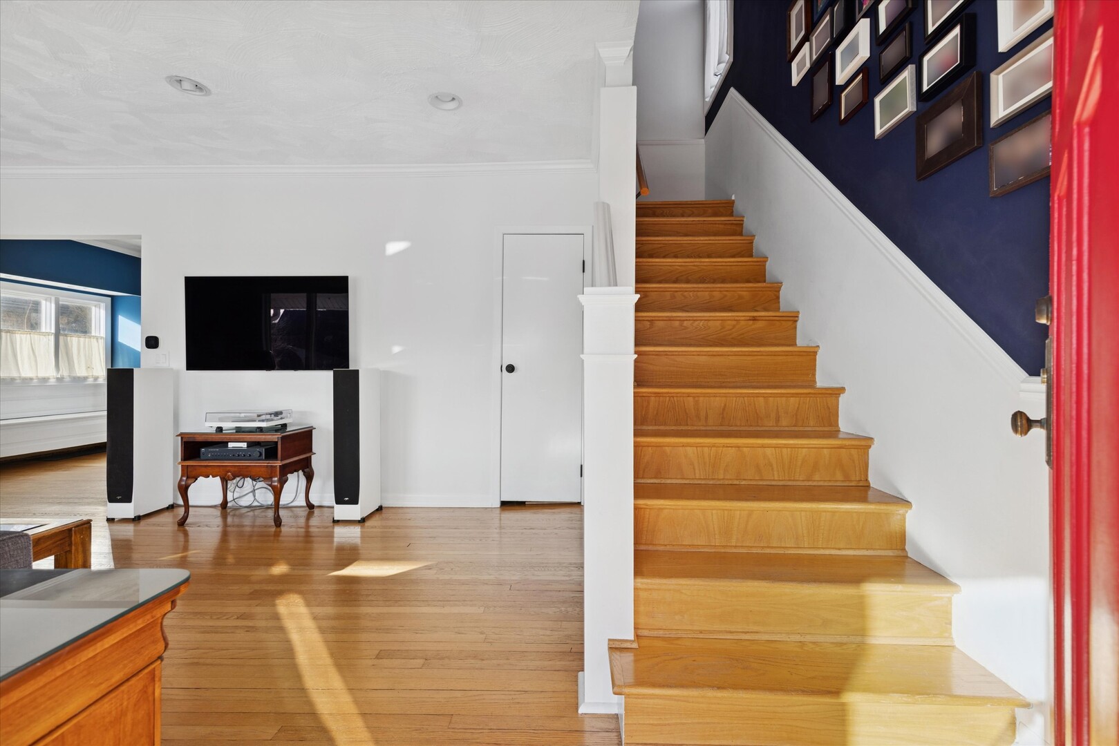 275 W North Avenue