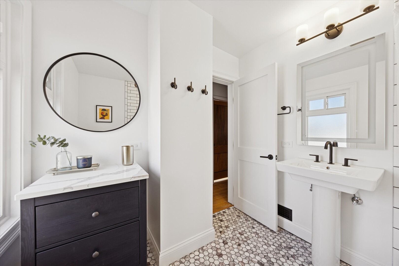 275 W North Avenue