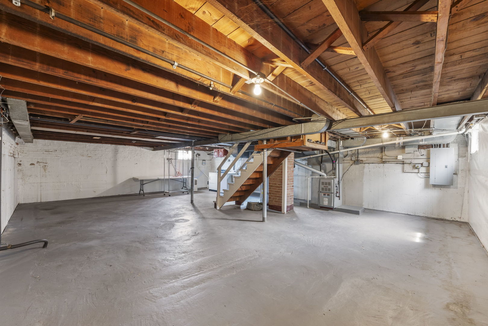 261 melrose Avenue