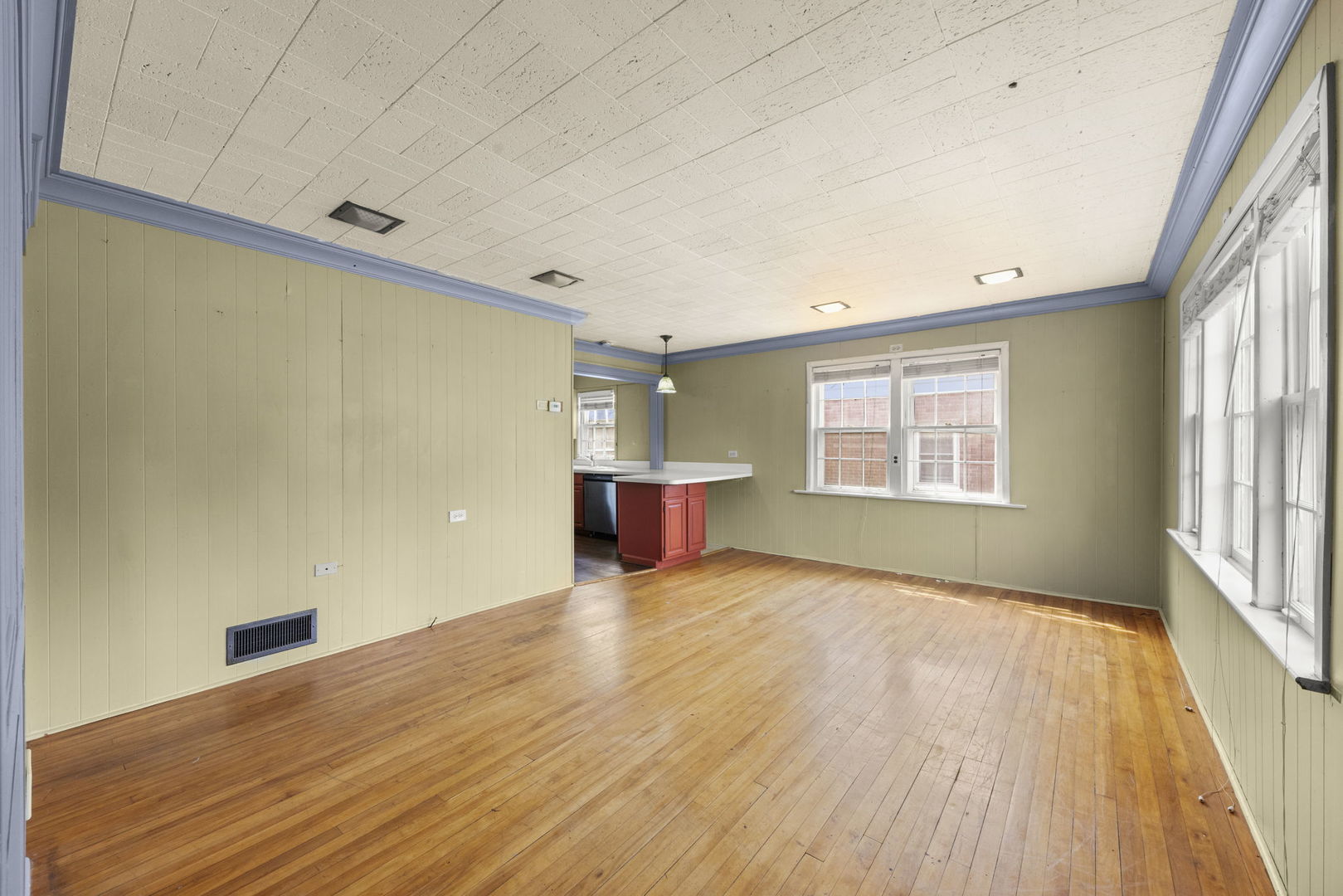 261 Melrose Avenue