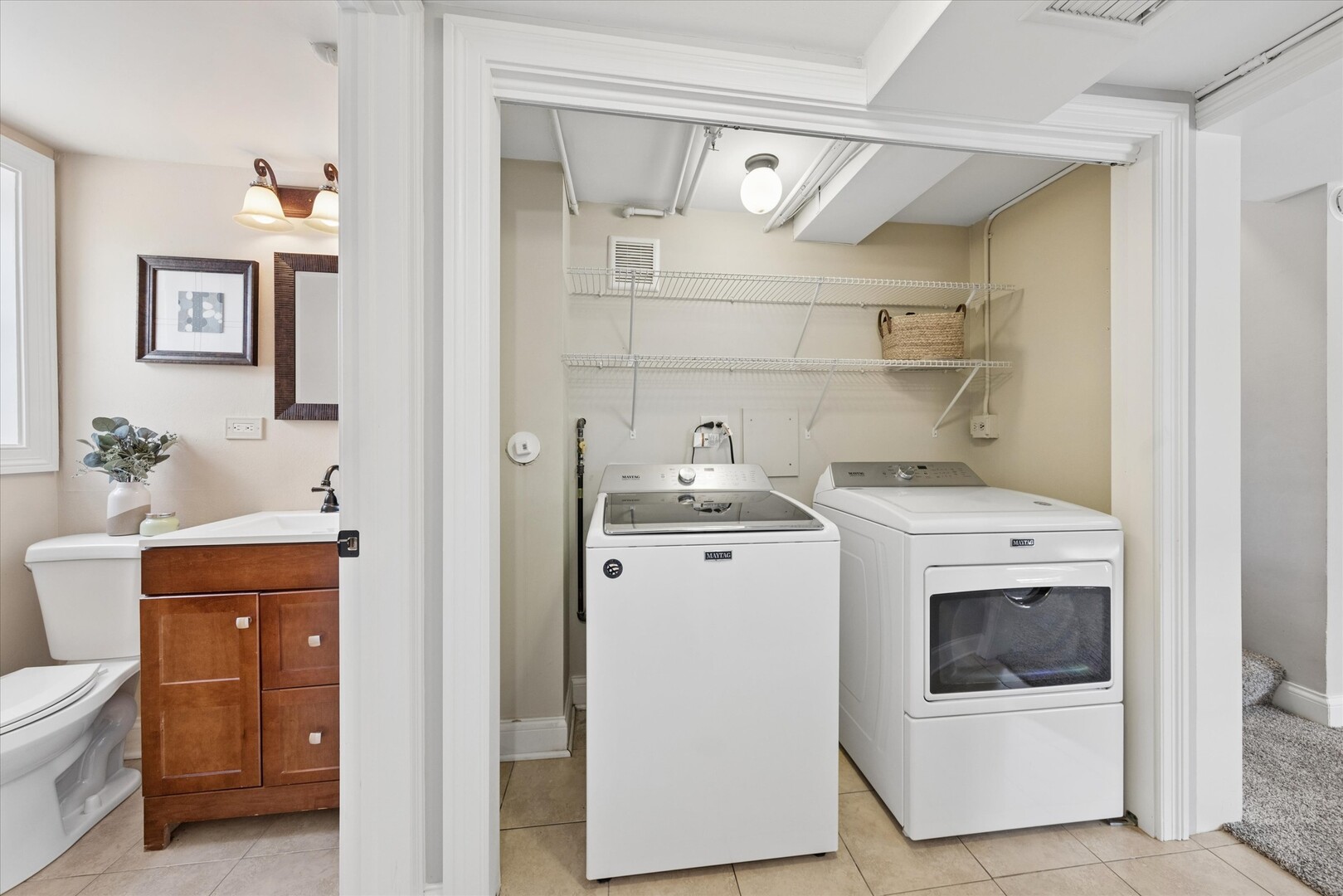 408 W Commonwealth Lane