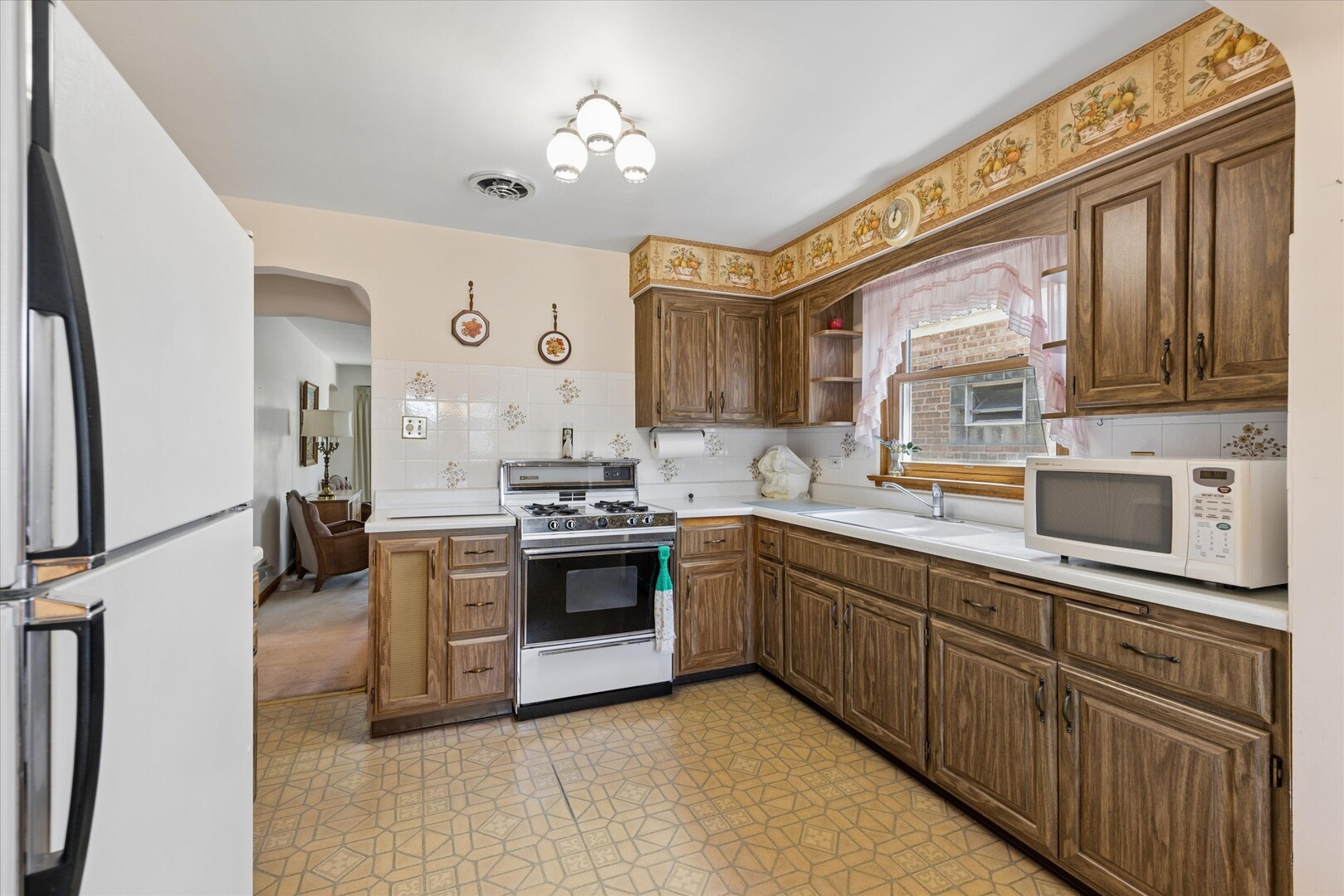 3402 S 58th Court
