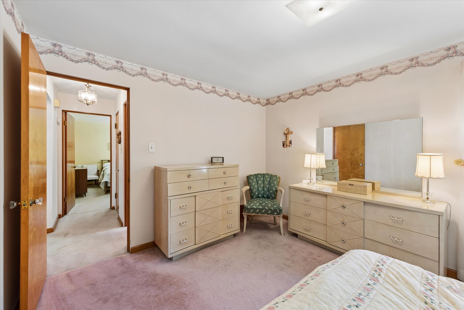 3402 S 58th Court
