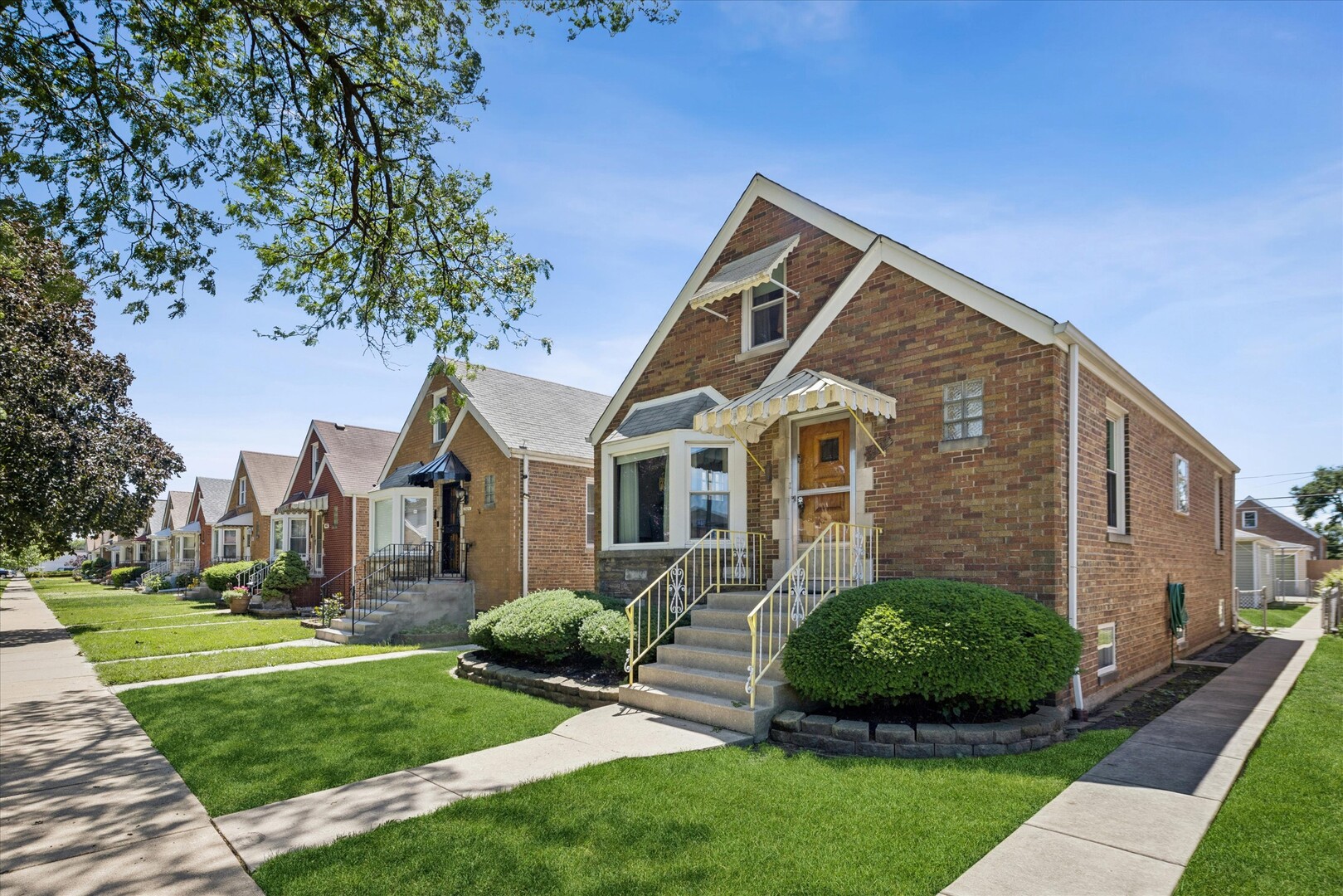 3402 S 58th Court