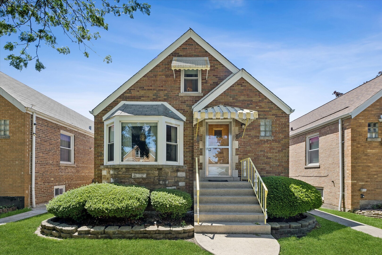 3402 S 58th Court