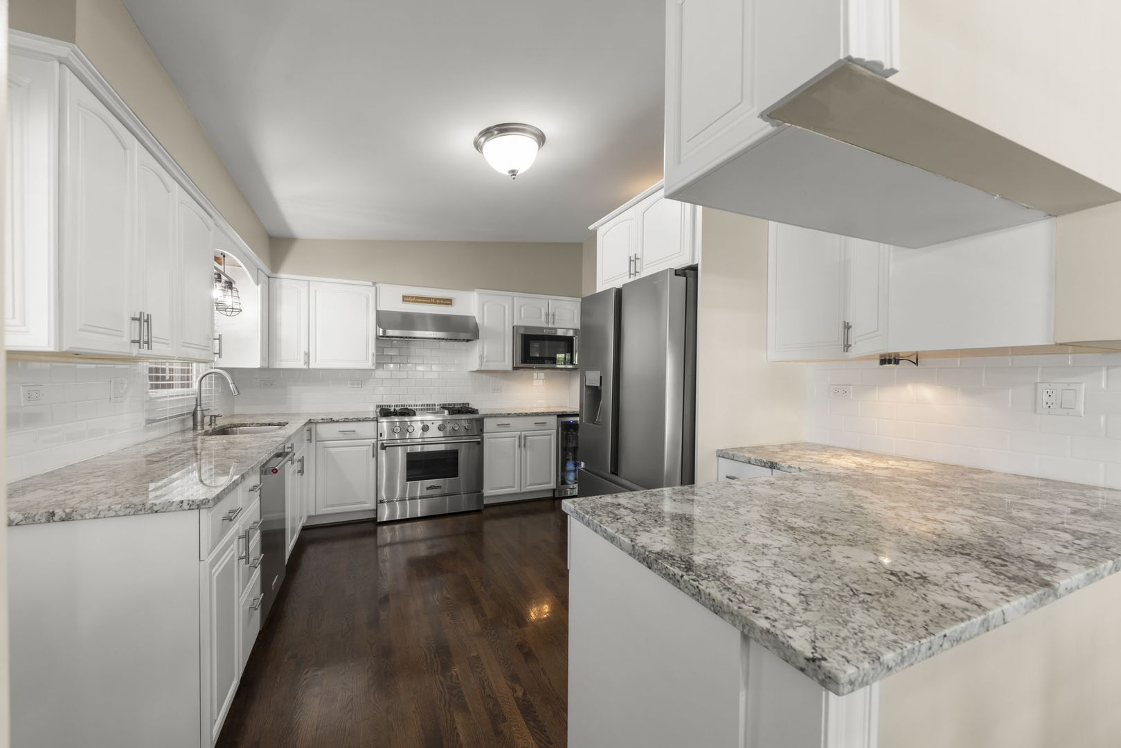 15W621 Diversey Avenue