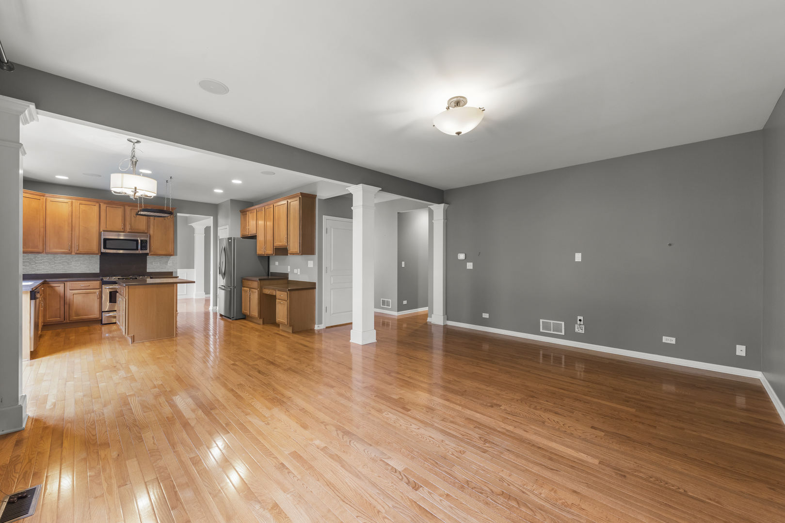 3111 Drury Lane