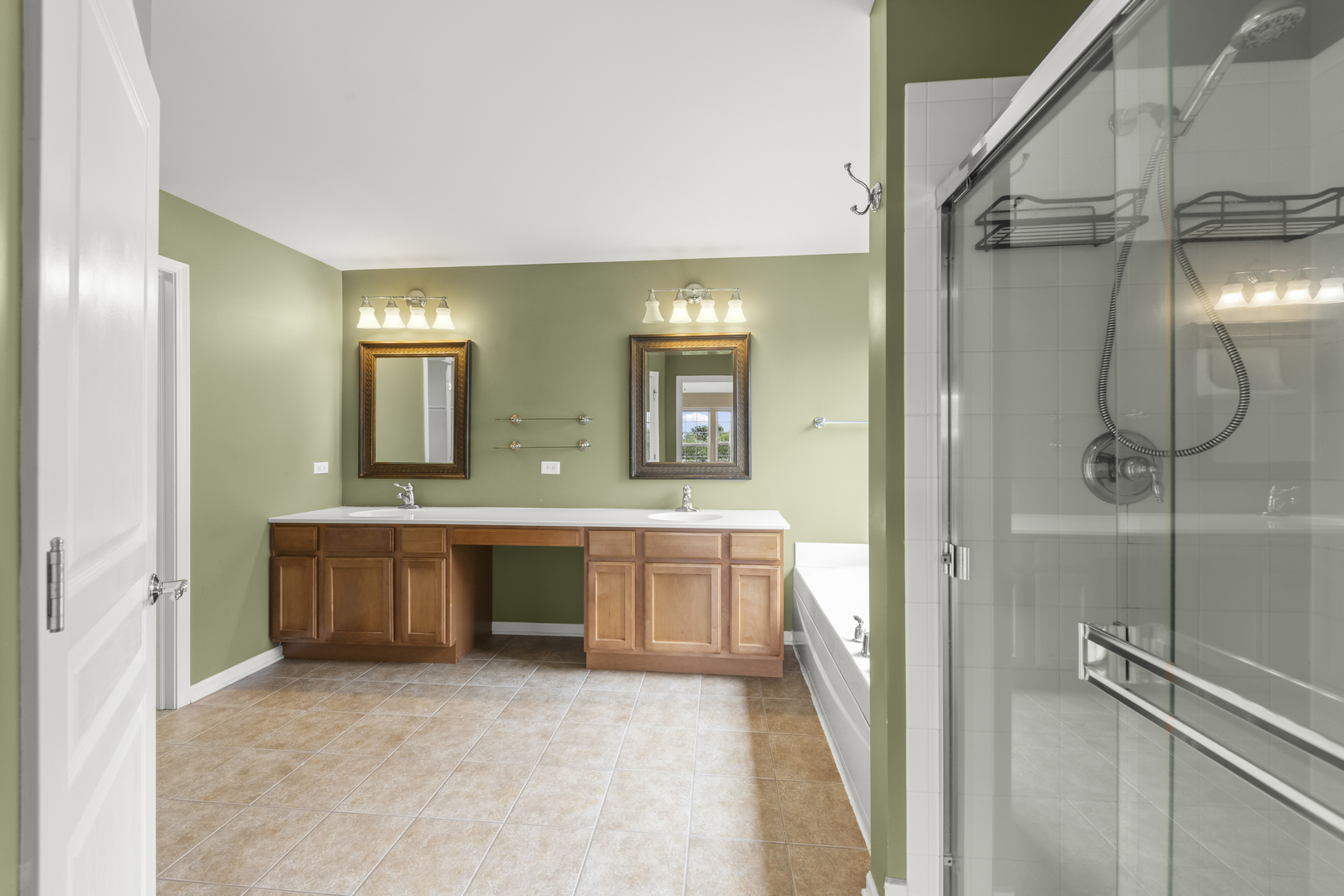 3111 Drury Lane