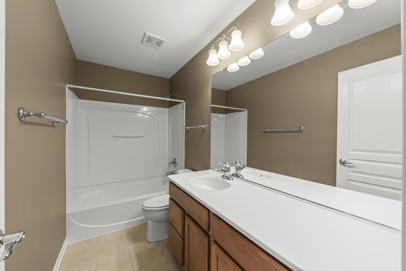 3111 Drury Lane