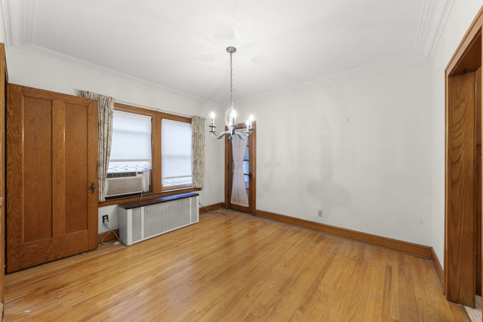 421 W Alexander Boulevard
