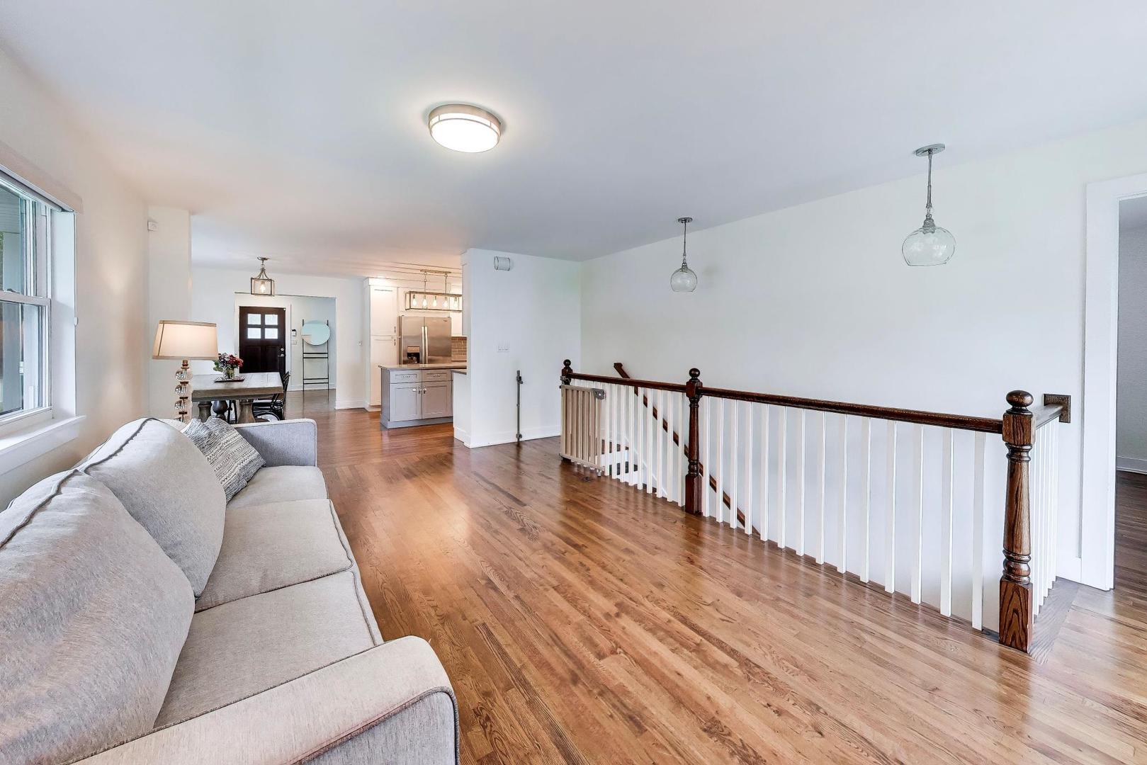 304 W Graham Avenue