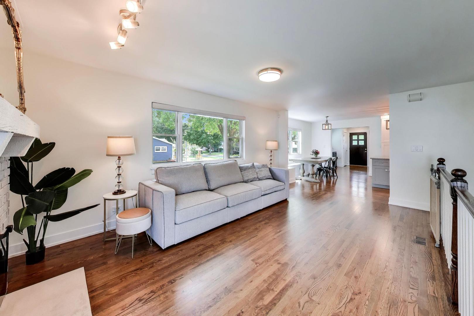 304 W Graham Avenue