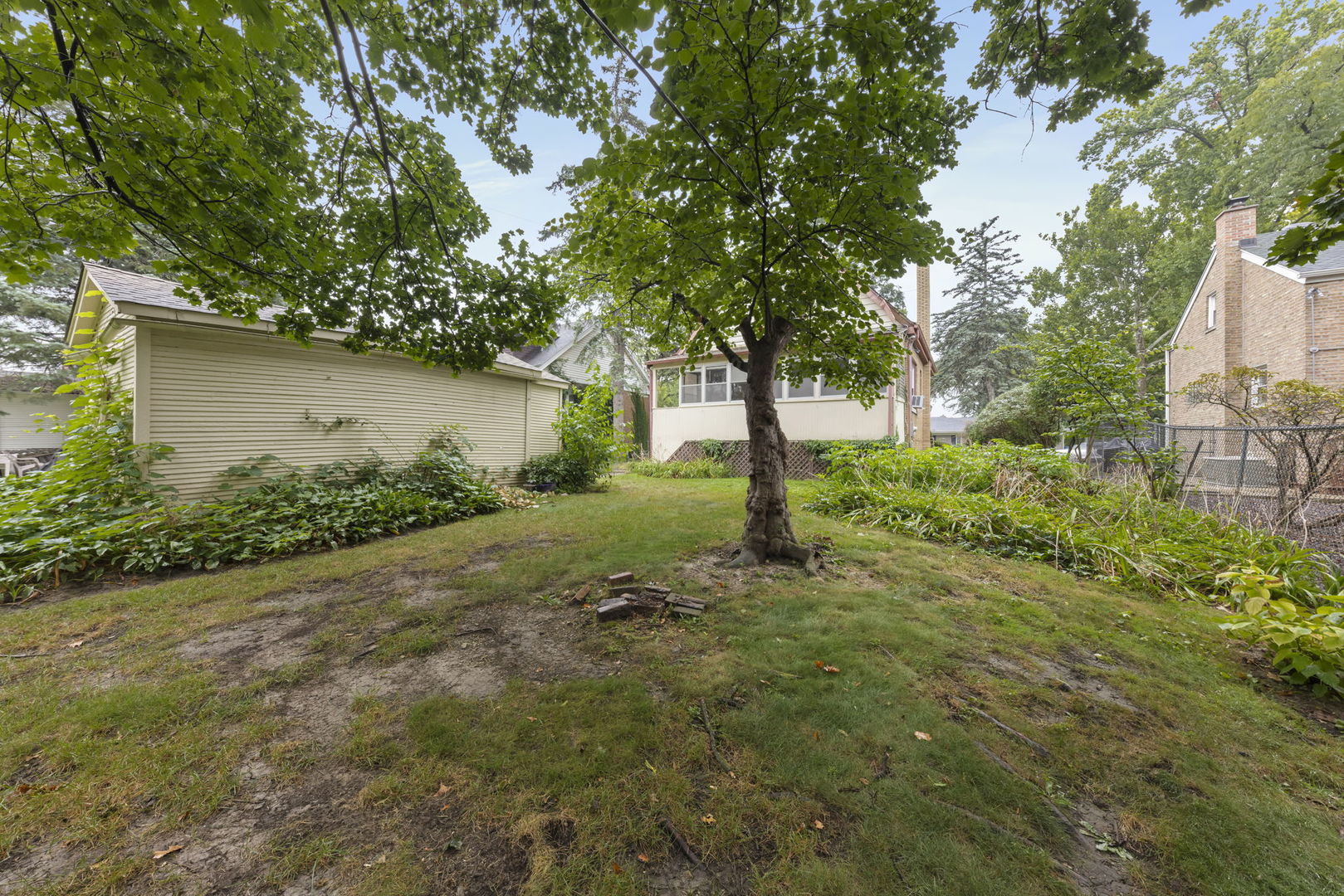 421 W Alexander Boulevard