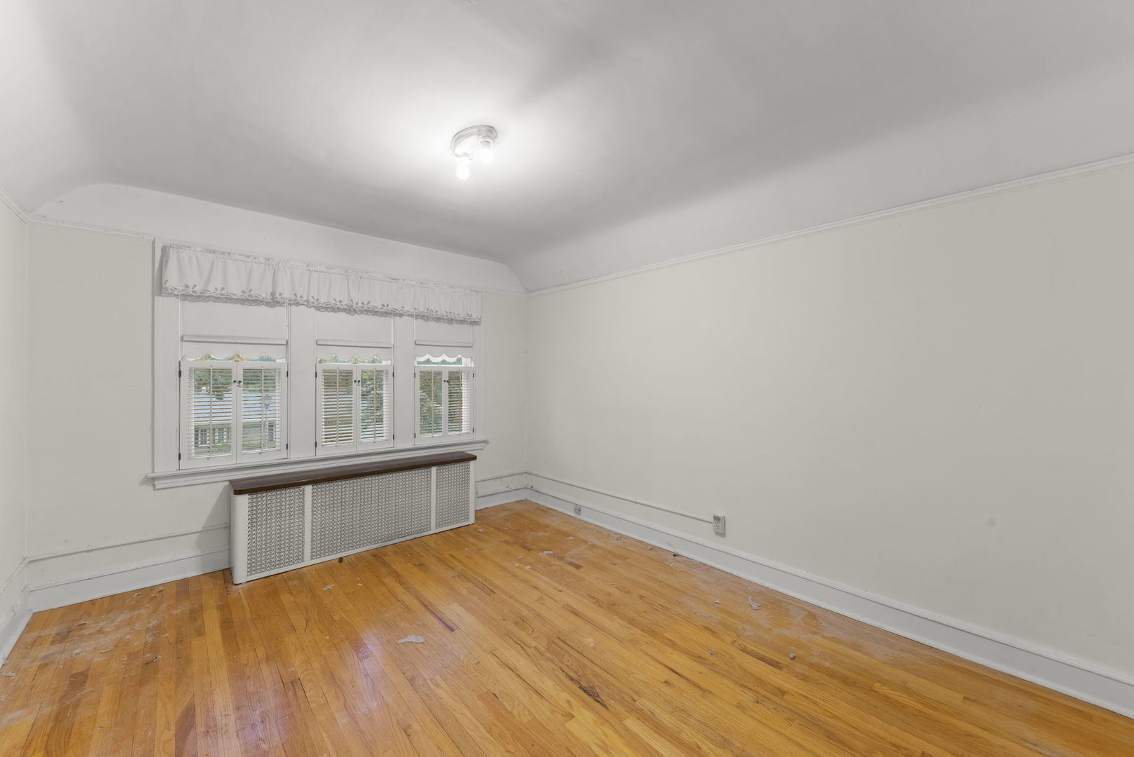 421 W Alexander Boulevard