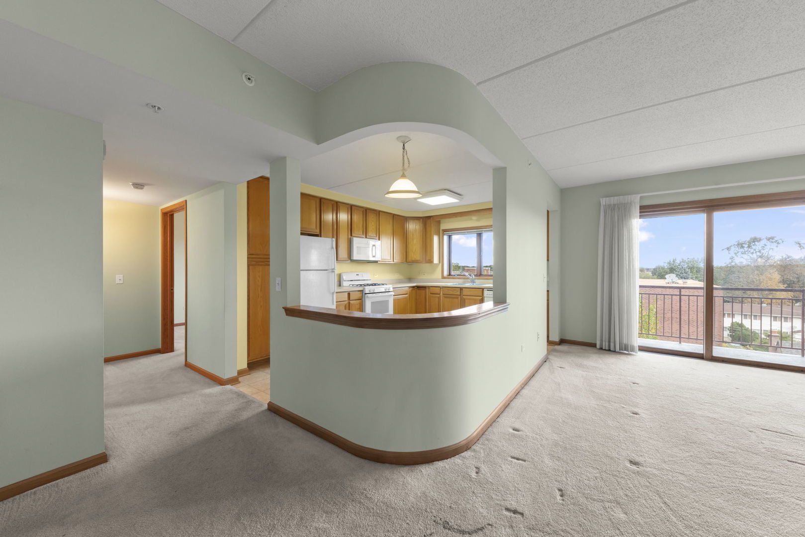 1327 E Washington Street Unit: 501