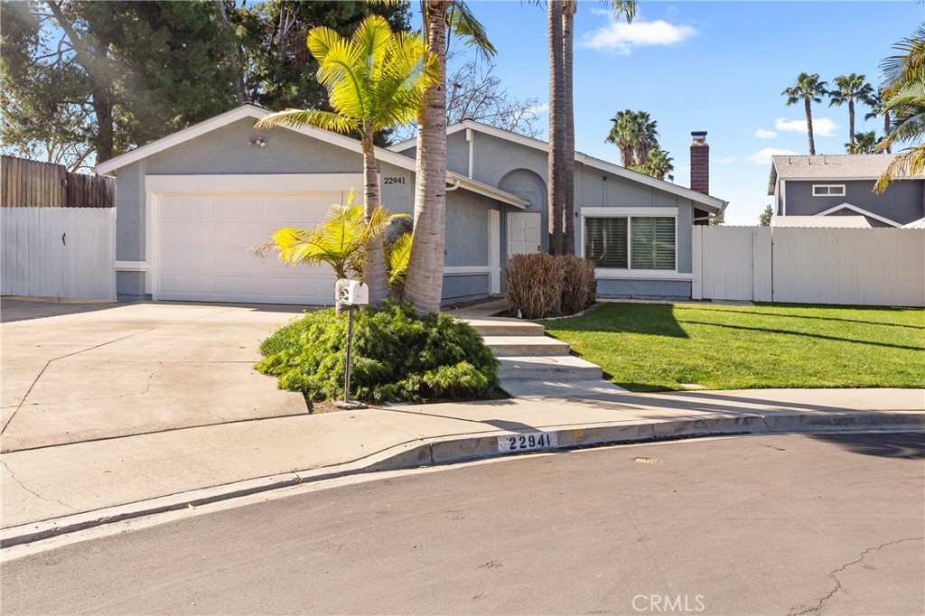 22941 Sierra Street