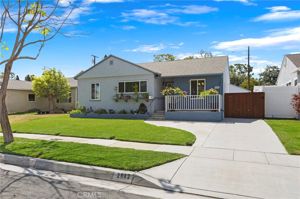 2842 Silva Street