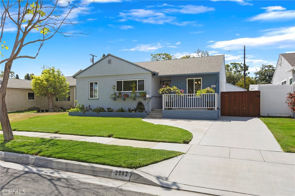 2842 Silva Street