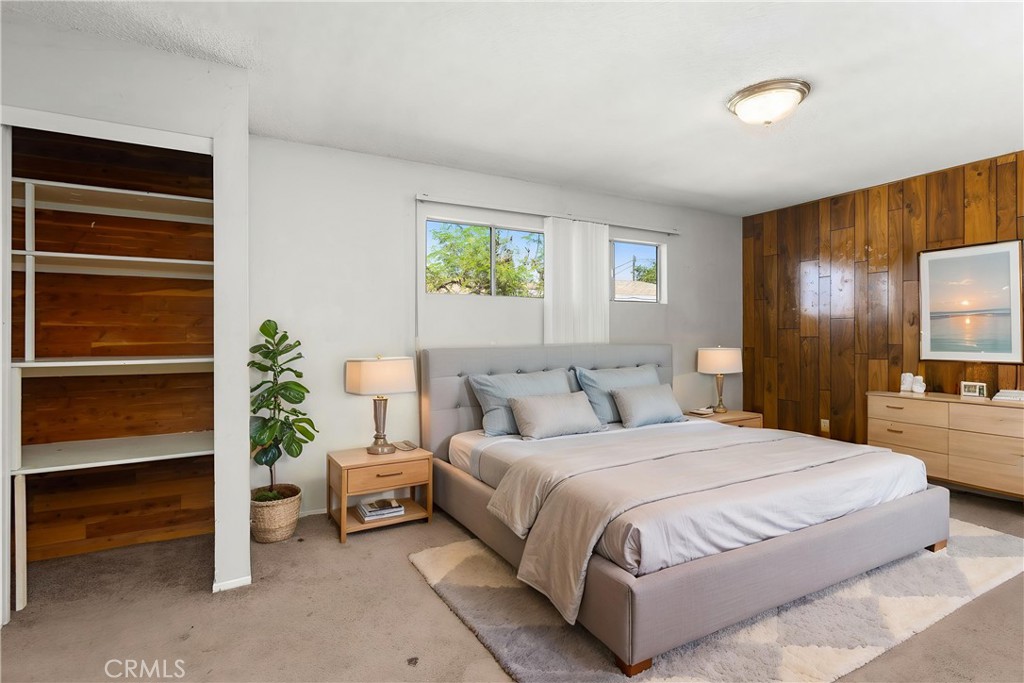 8805 Stardust Lane