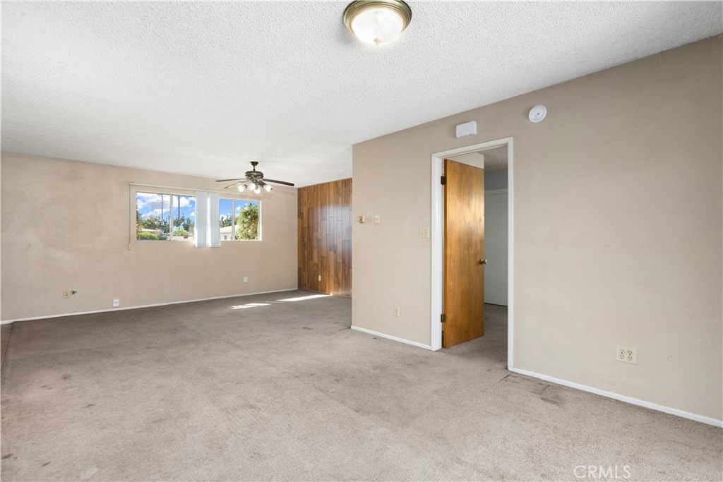 8805 Stardust Lane