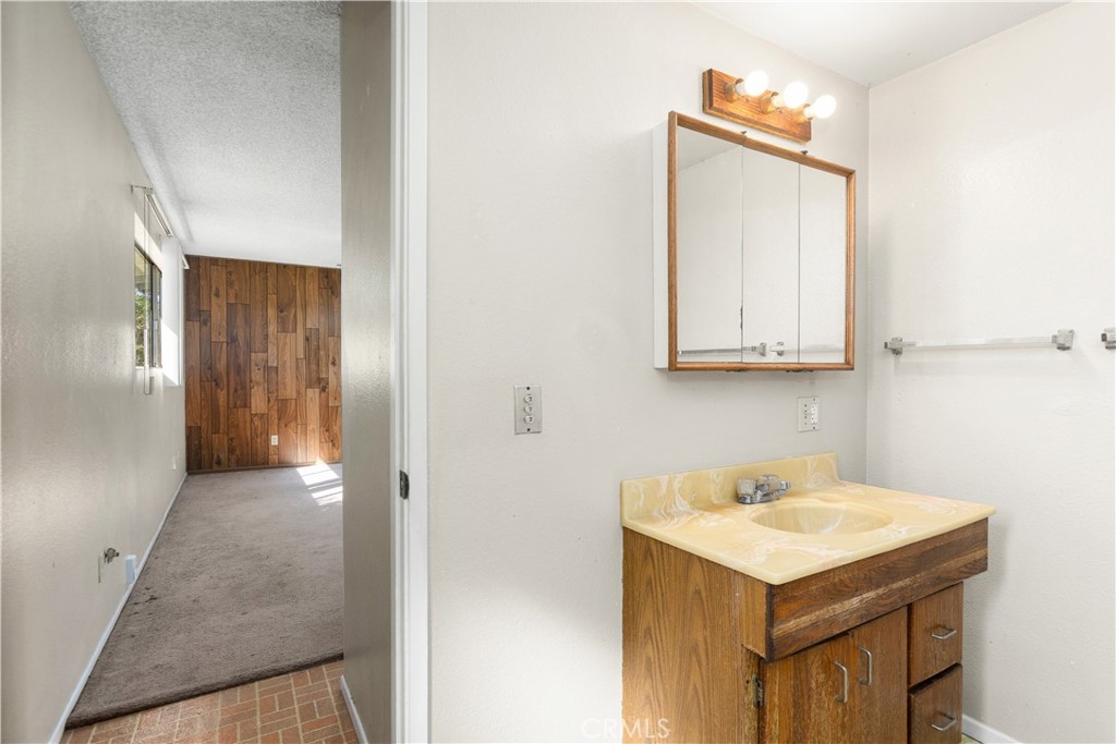 8805 Stardust Lane