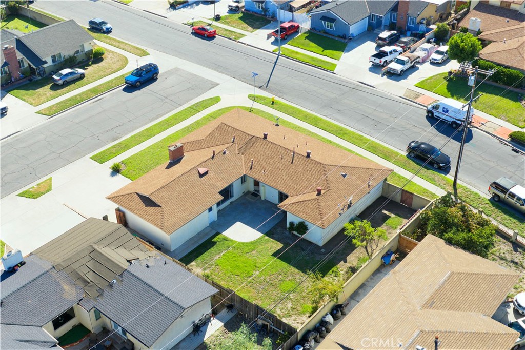 8805 Stardust Lane