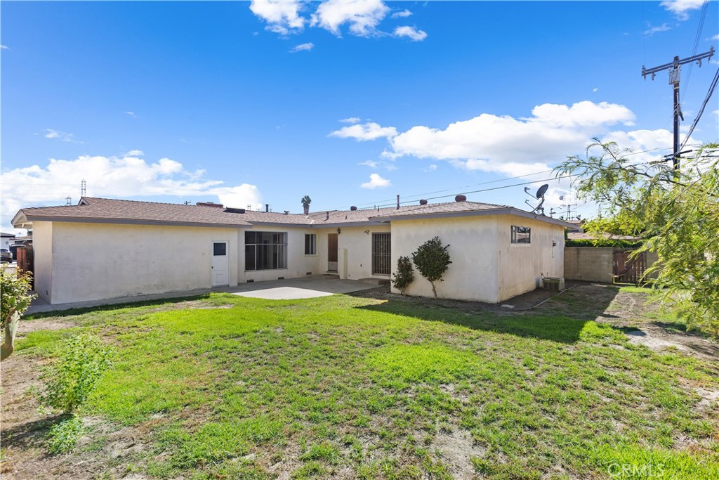8805 Stardust Lane