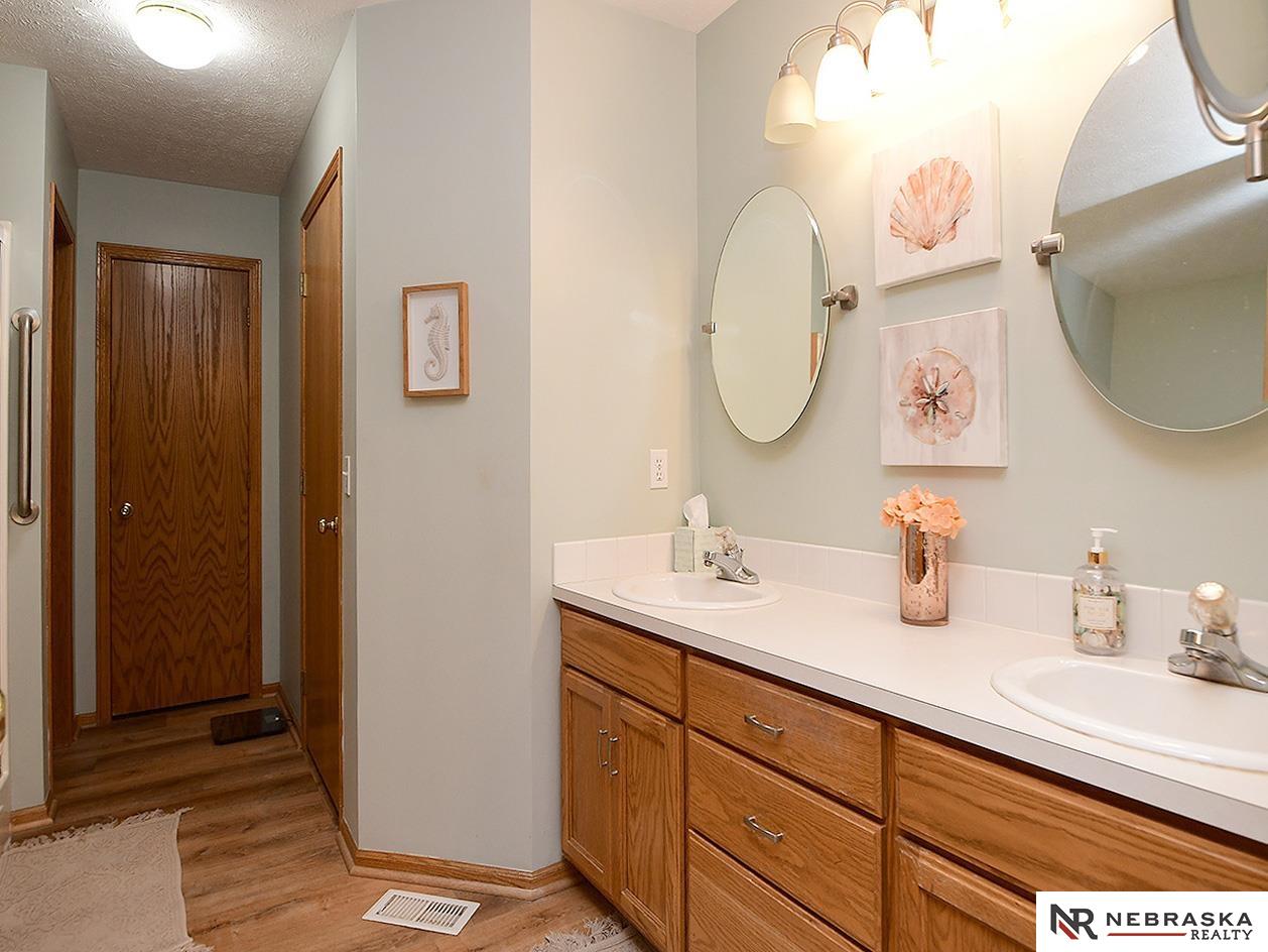 7001 S 156th Avenue Circle