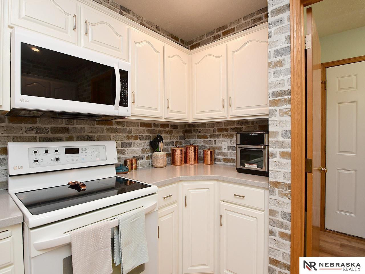 7001 S 156th Avenue Circle