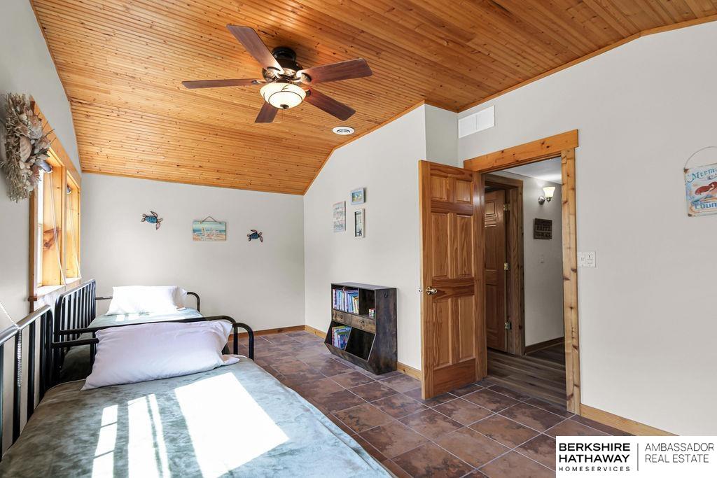 633 Cottonwood Circle