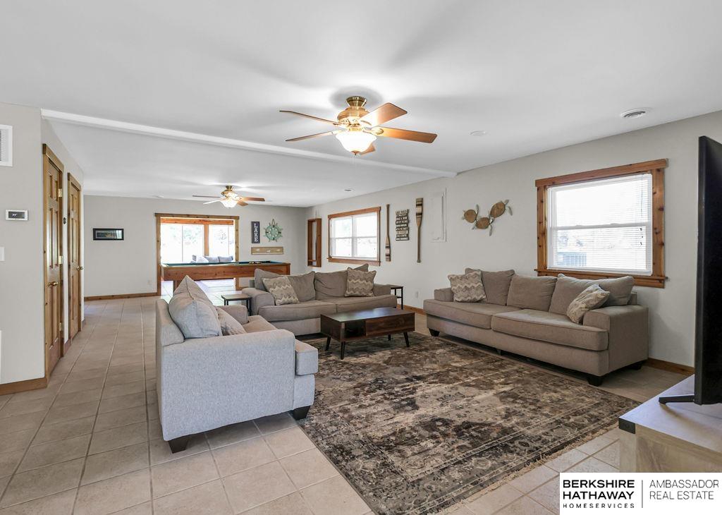 633 Cottonwood Circle