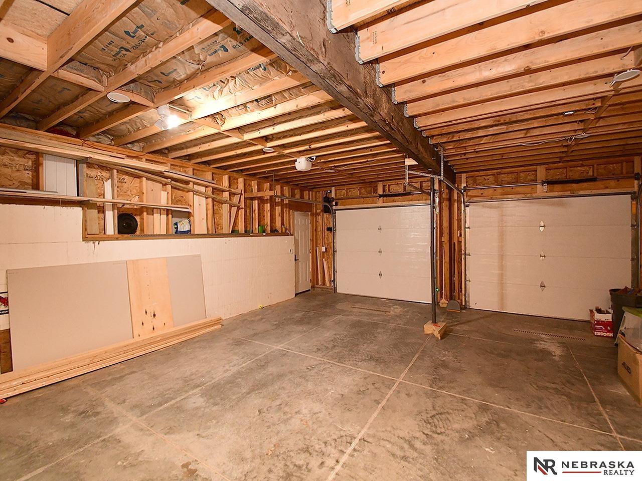 111 E 12th Corso
