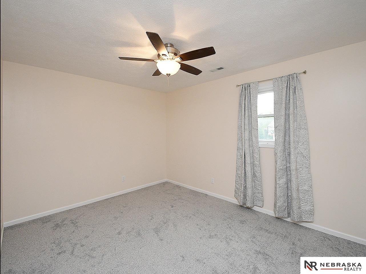 111 E 12th Corso