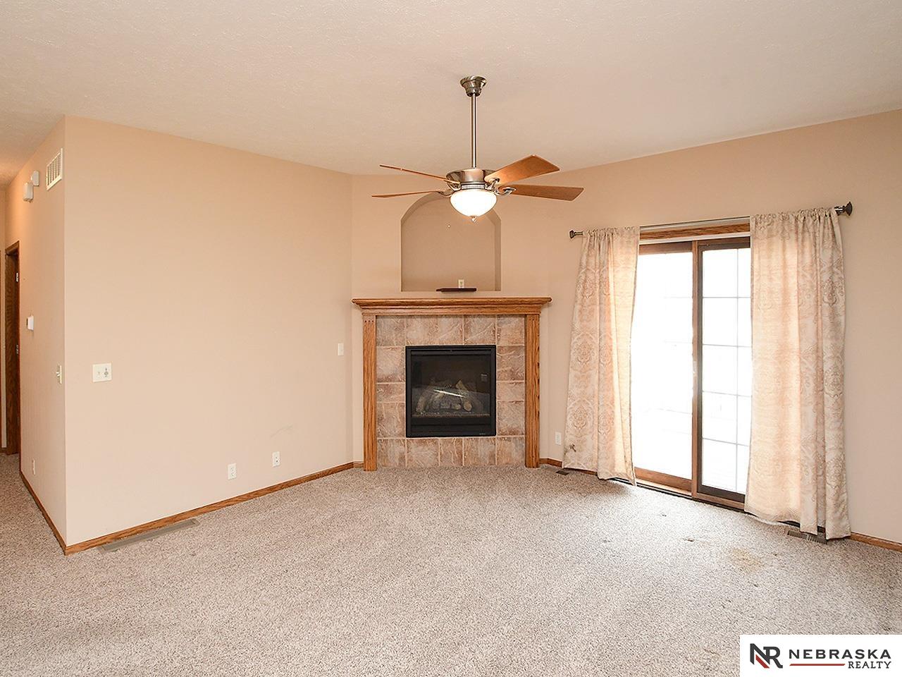 9522 Valley Road Circle