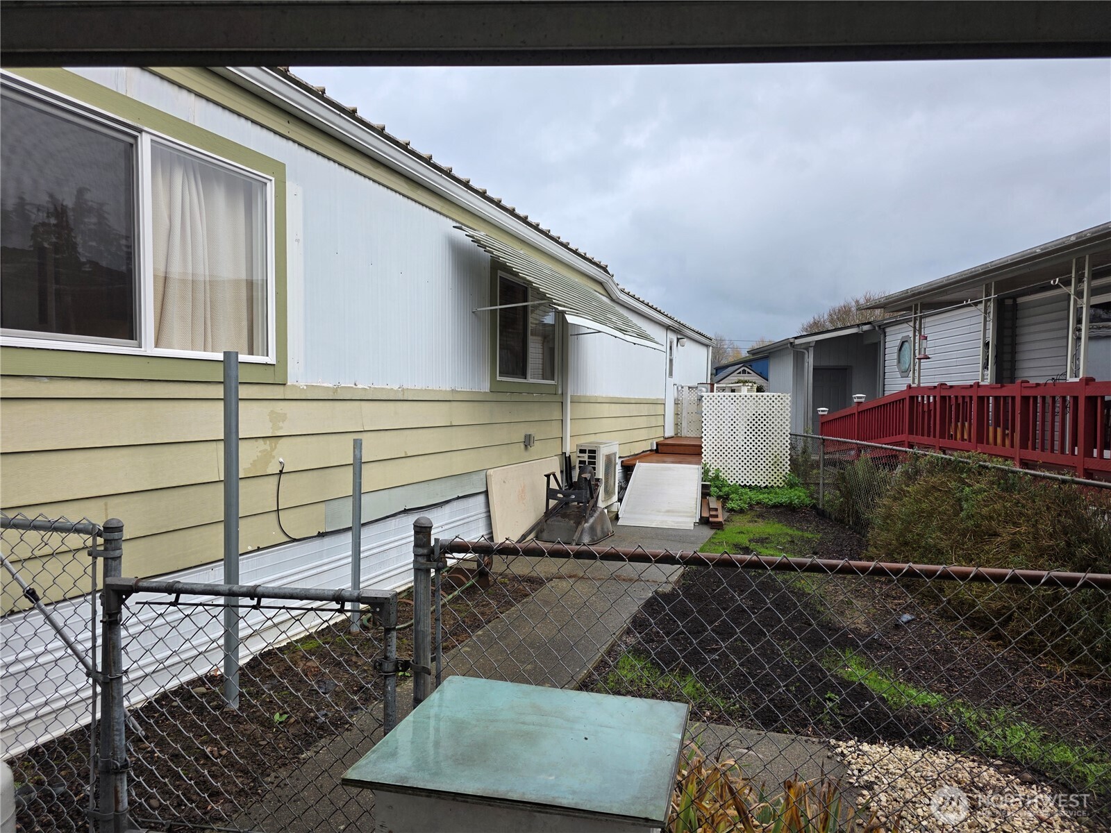 1965 West side Hwy Unit: 19