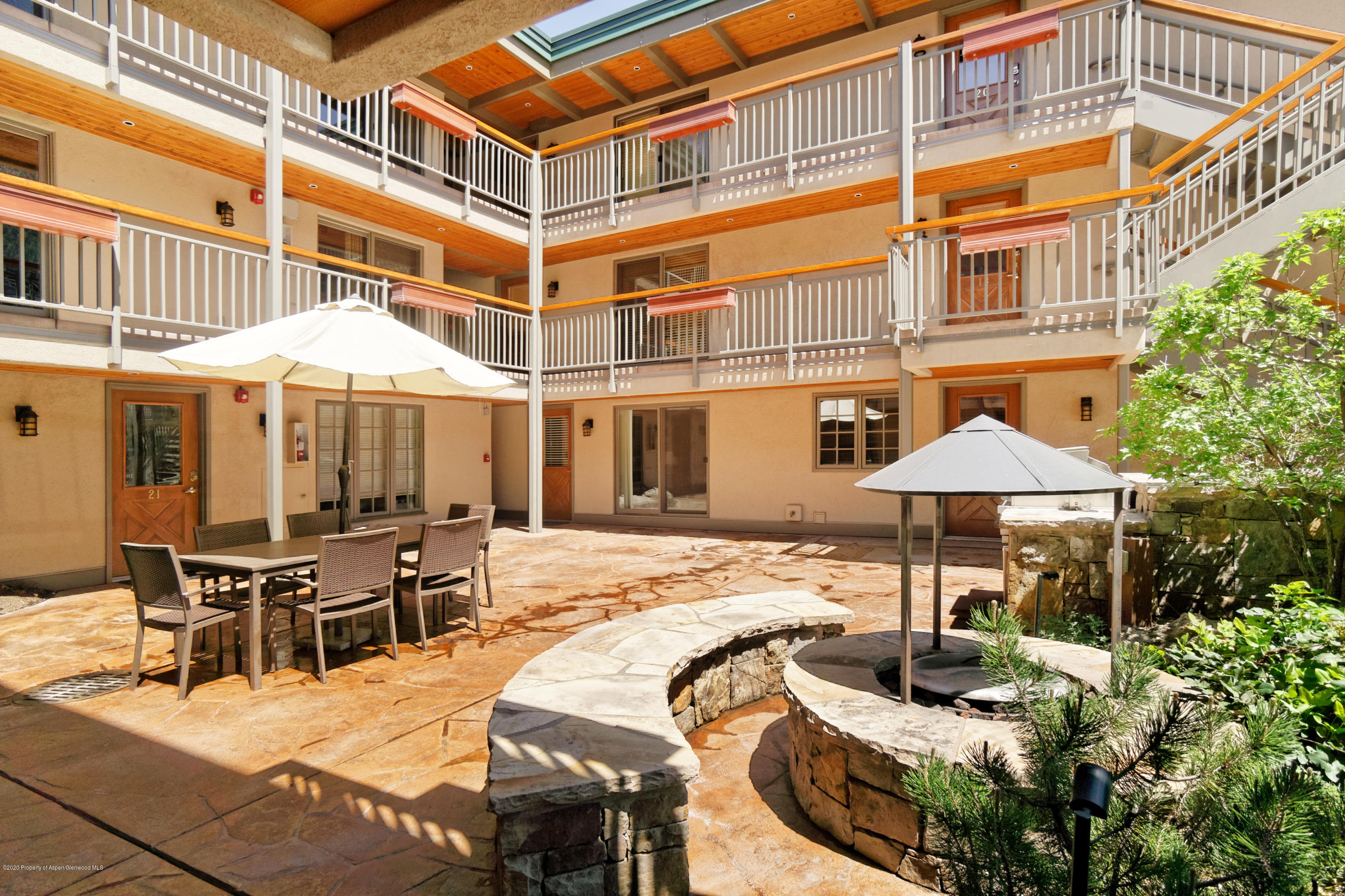 630 E Cooper Ave, #1