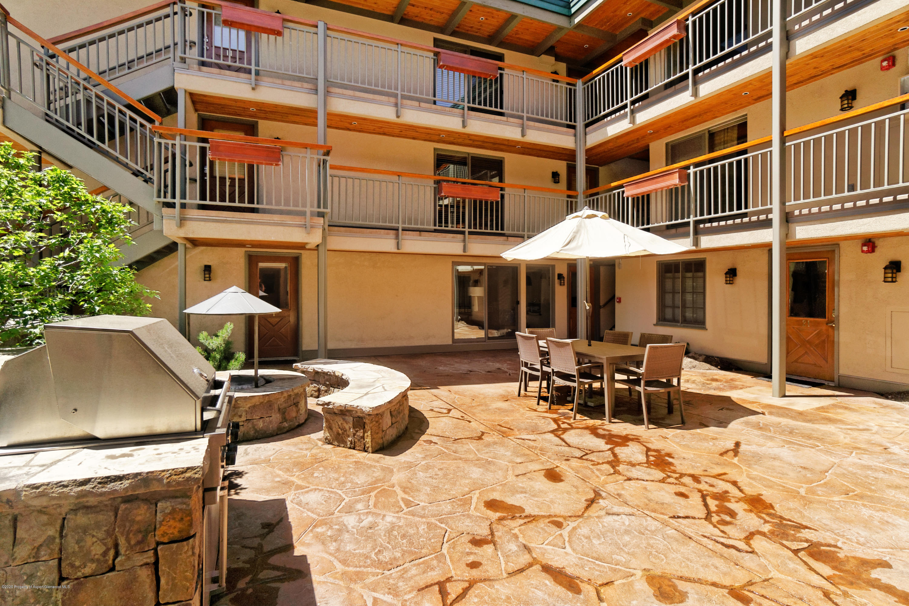 630 E Cooper Ave, #1