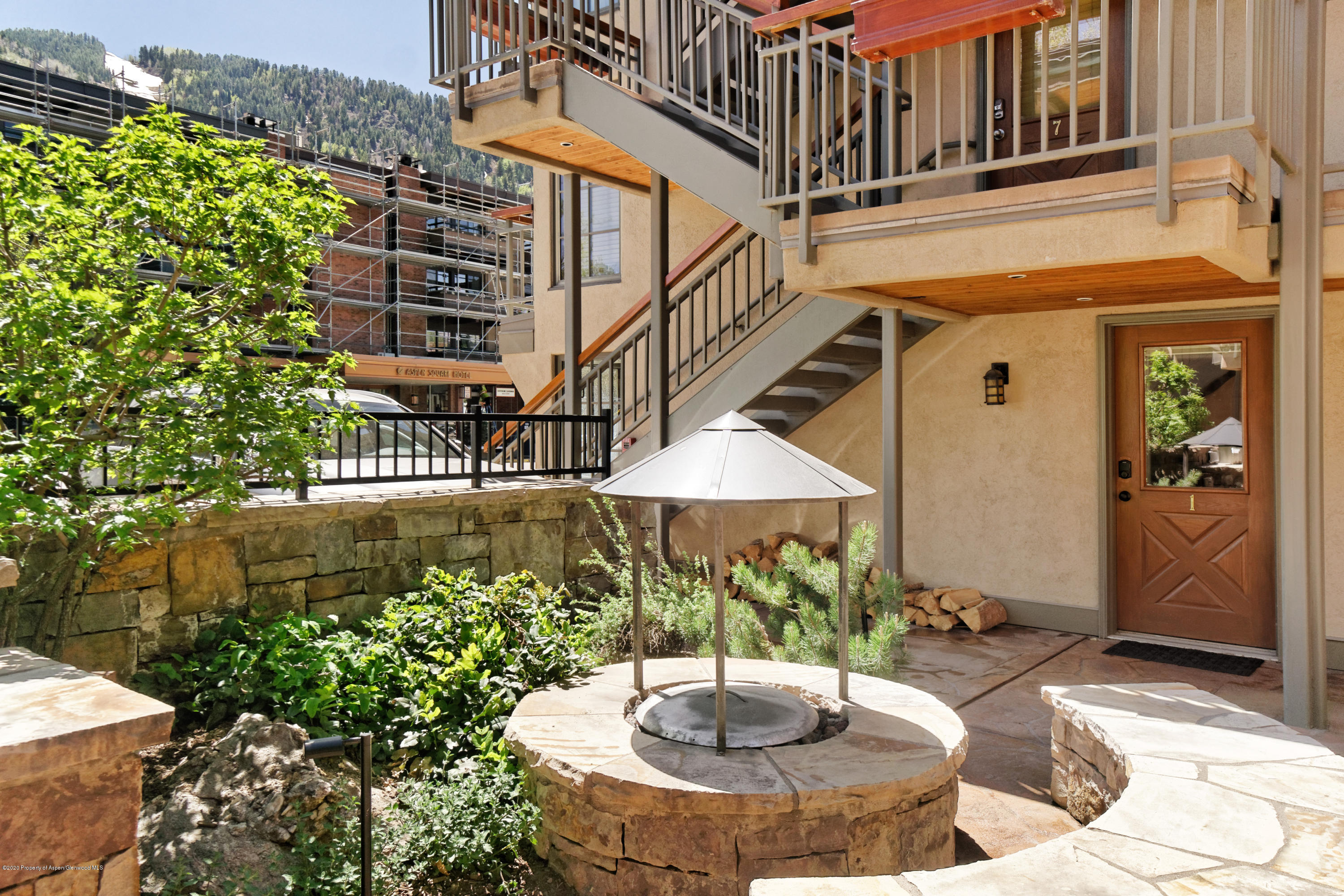 630 E Cooper Ave, #1